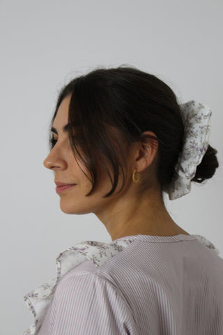 SLOW BLOOM SCRUNCHIE